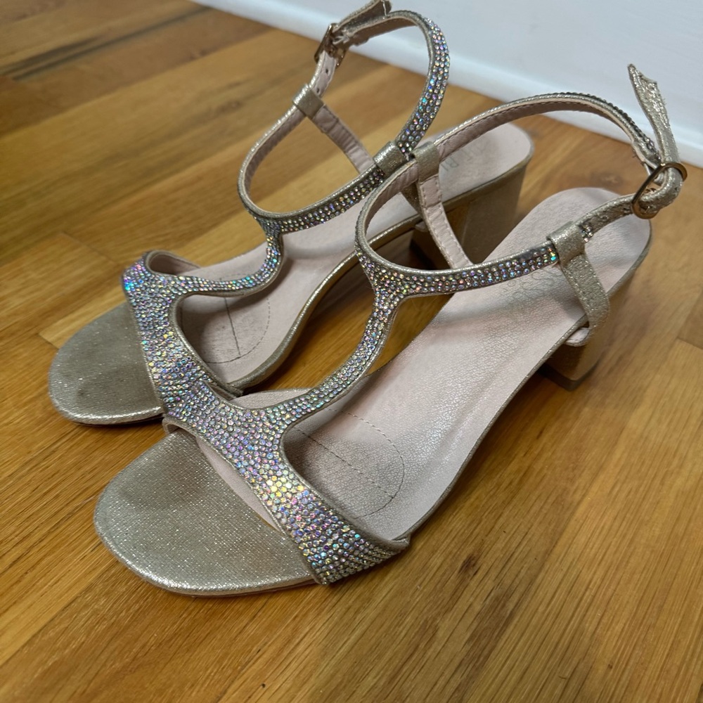 De Blossom Collection Alba Gold Glitzy T-Strap Block Heels - Women’s 6.5